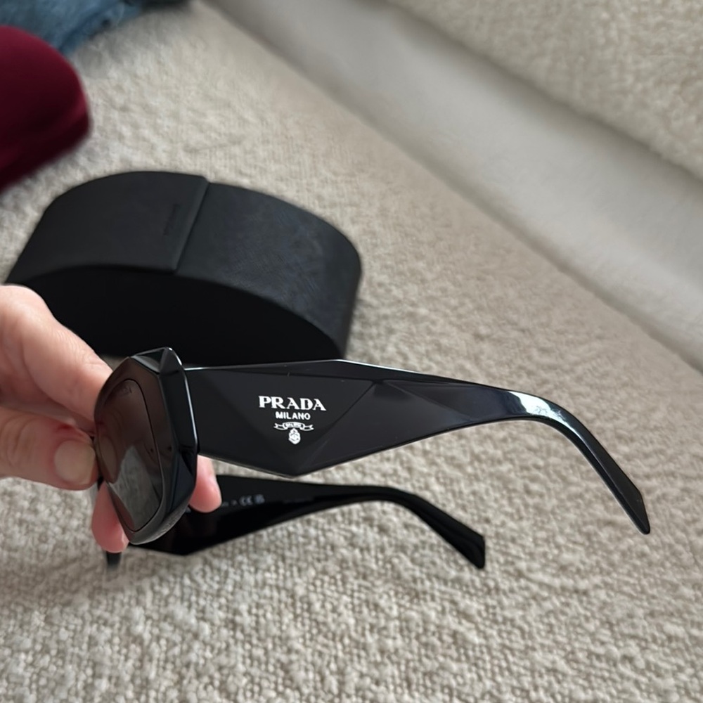 Prada Black Symbole Rectangular Women's Sunglasses 51mm - Picture 7 of 10